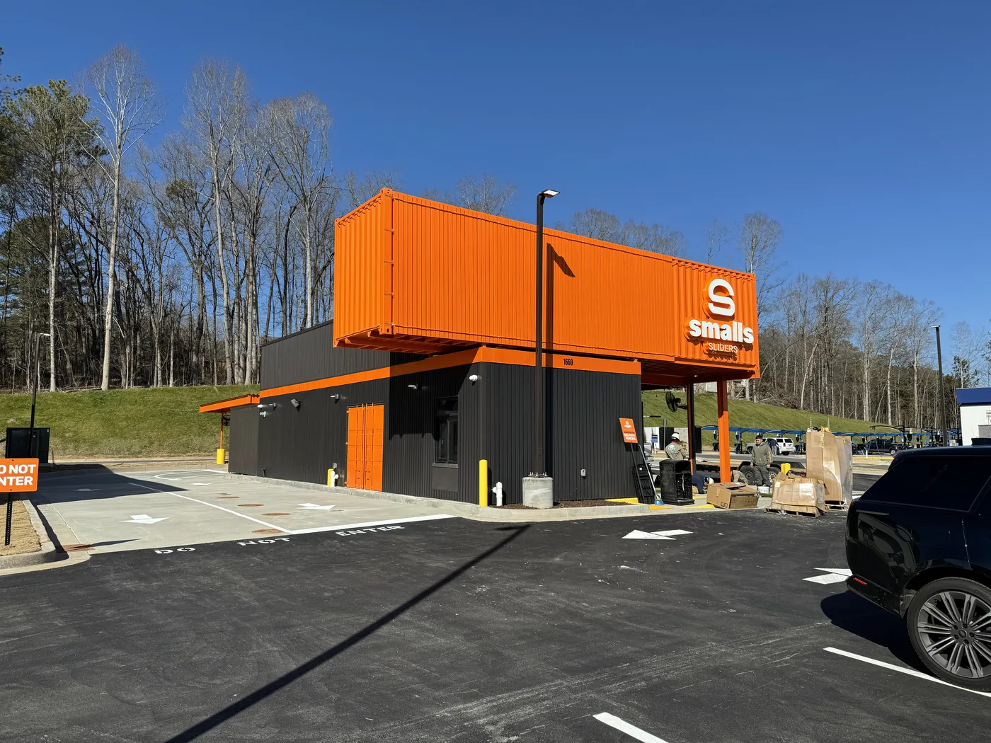 Smalls Sliders freestanding drive-thru